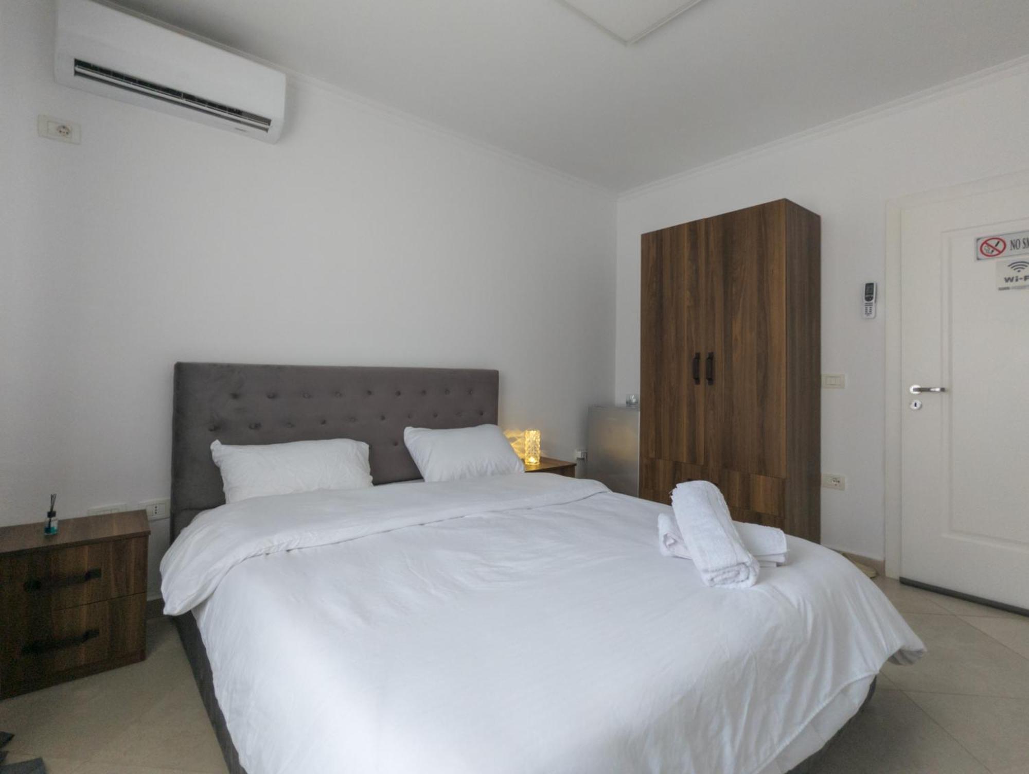 Center Luxury Rooms Tirana Exterior photo